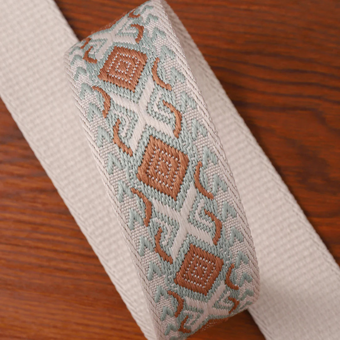 Ruban décoratif brodé motif losange pour sac à main avec crochets métalliques