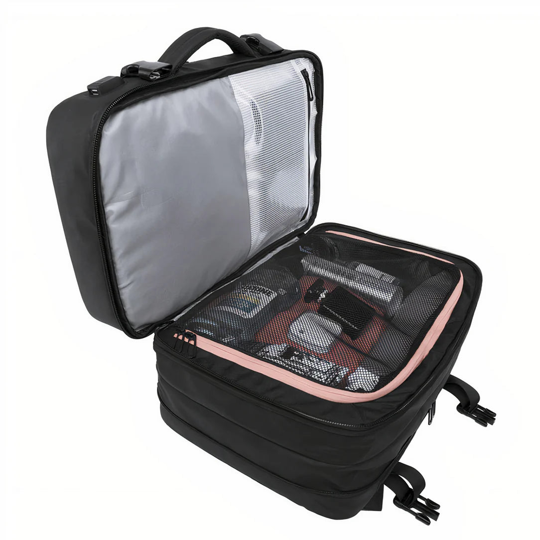 Sac à dos de voyage TerraMax 45L ouvert montrant l’intérieur noir du sac