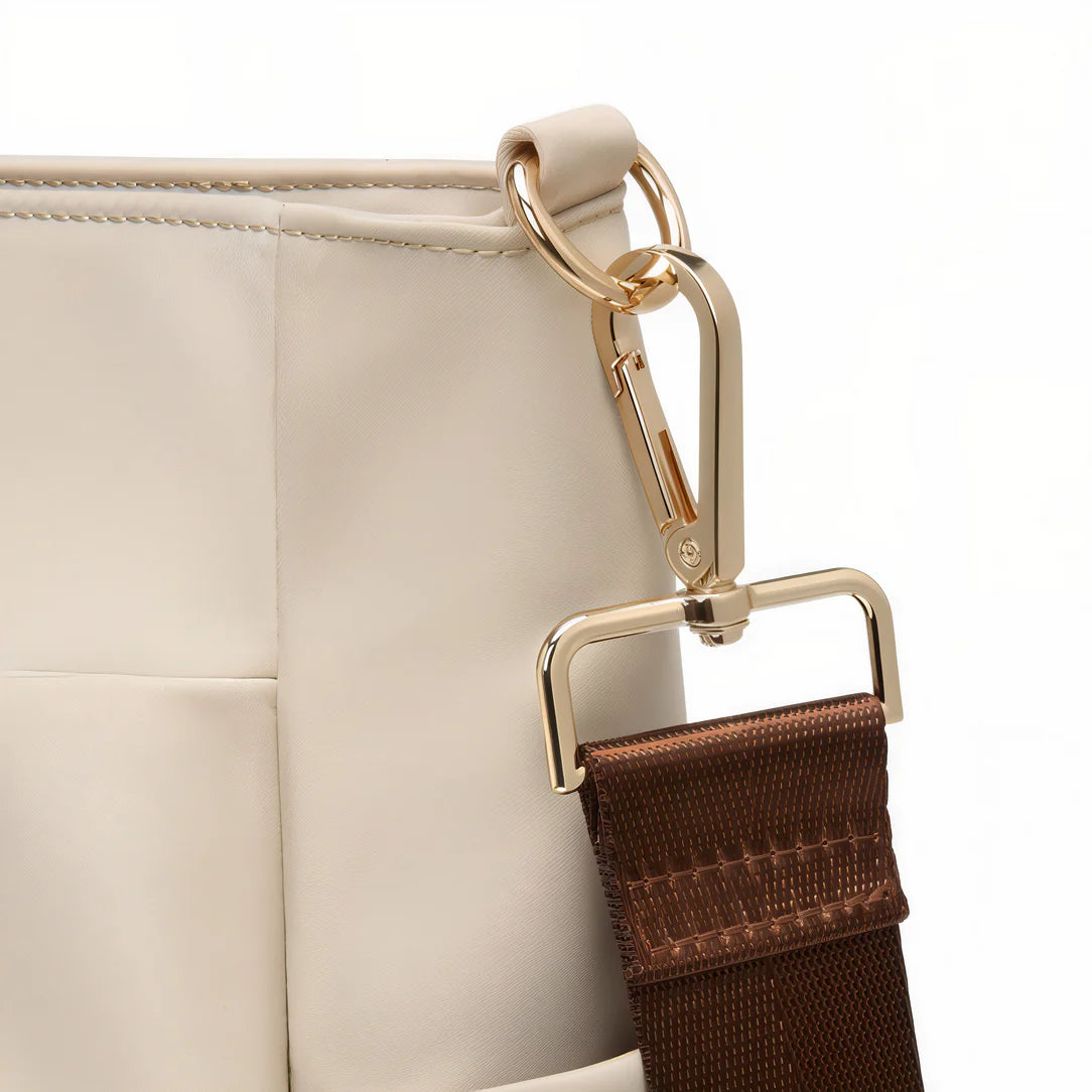 Sac à main beige quilté avec bandoulière marron, Golf Repair, structure principale élégante