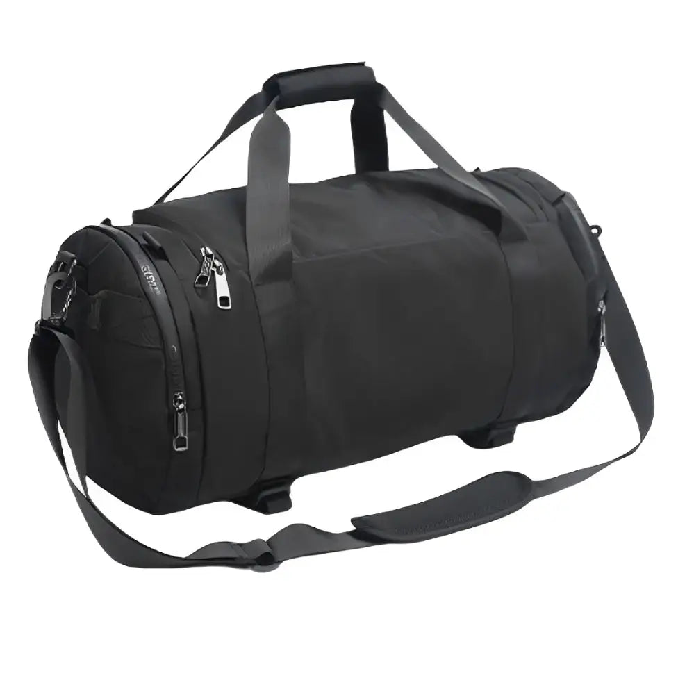 Sac de sport noir avec bandoulière.