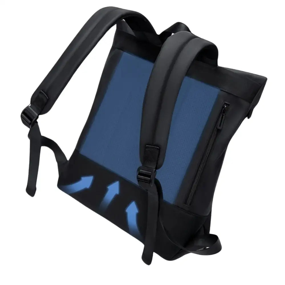 Sac à dos noir avec dos en maille bleue.