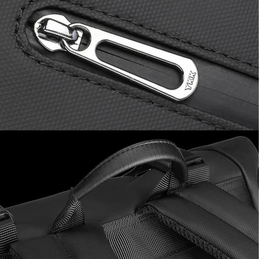Sac à dos noir.