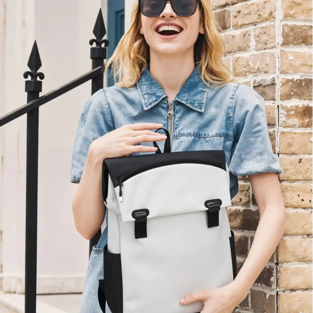 Sac à dos fashion Vogetti s’impose avec fermeture à rabat, vestiaire contemporain