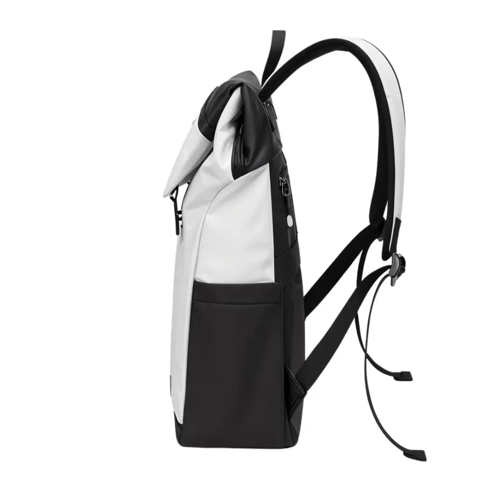 Sac à dos fashion Vogetti noir et blanc s’impose dans le vestiaire contemporain