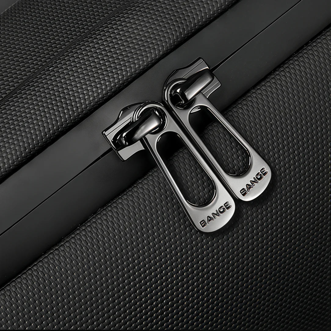 Sac à dos ordinateur étanche Aquenox en cuir texturé noir avec fermetures éclair en métal