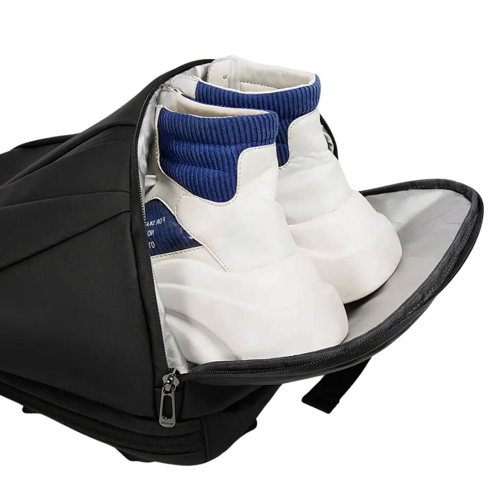 Sac à dos ordinateur femme imperméable avec sac noir, chaussures blanches et bleues