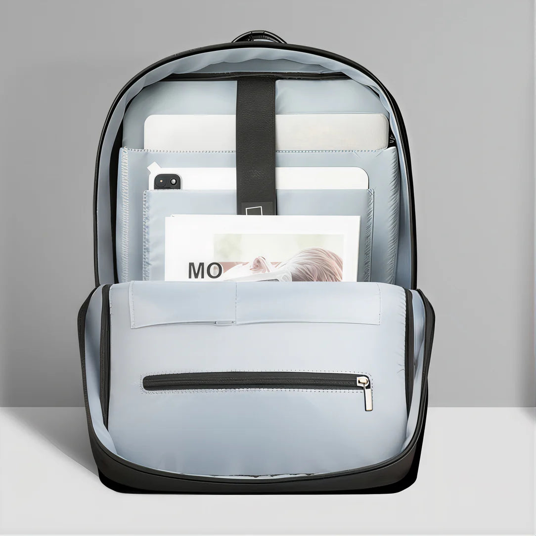 Sac à dos ordinateur noir Black Edition avec pochettes intérieures pour ranger vos appareils