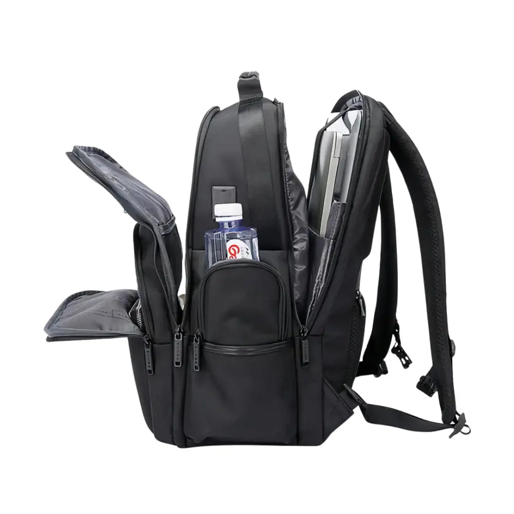 Sac à dos noir ouvert.