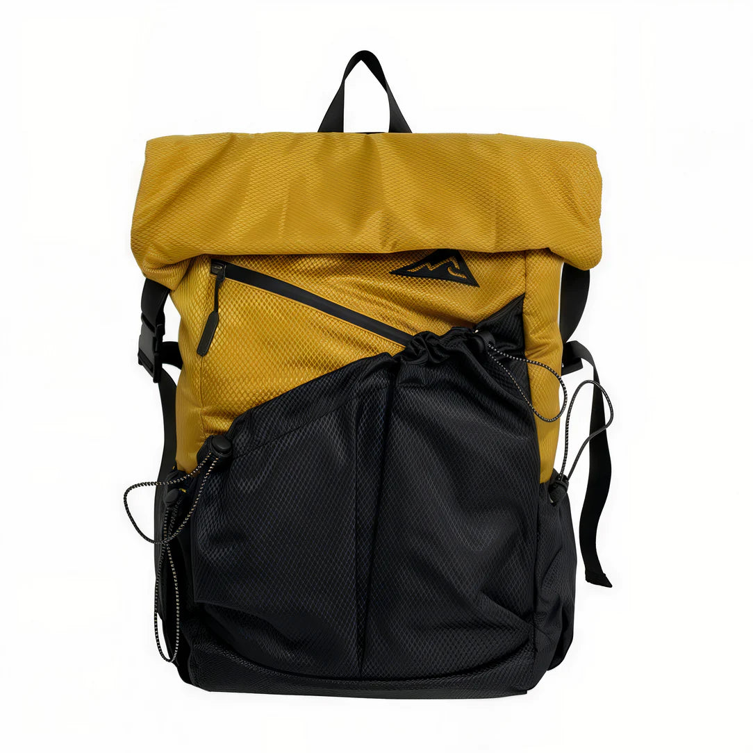 Sac à dos roll top de ville jaune et noir en tissu Xpac pour un style urbain robuste