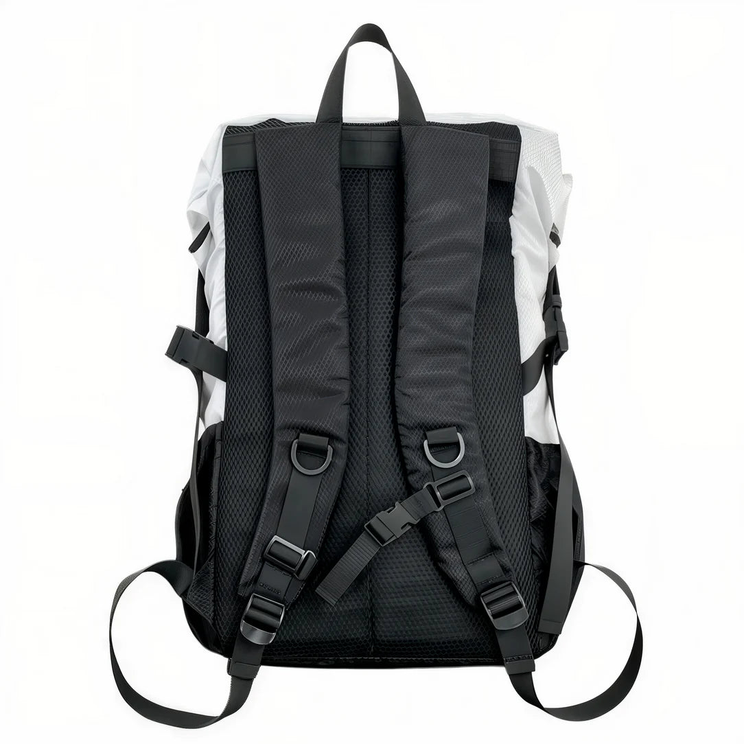 Sac à dos roll top de ville en noir et blanc avec bretelles réglables