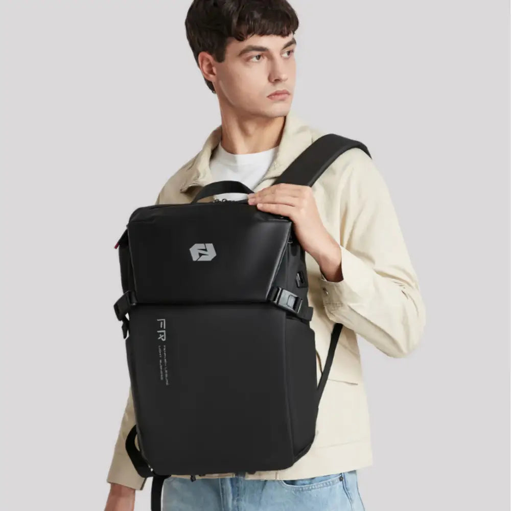 Sac à dos ville imperméable Hydra noir rectangulaire pour ordinateur et accessoires