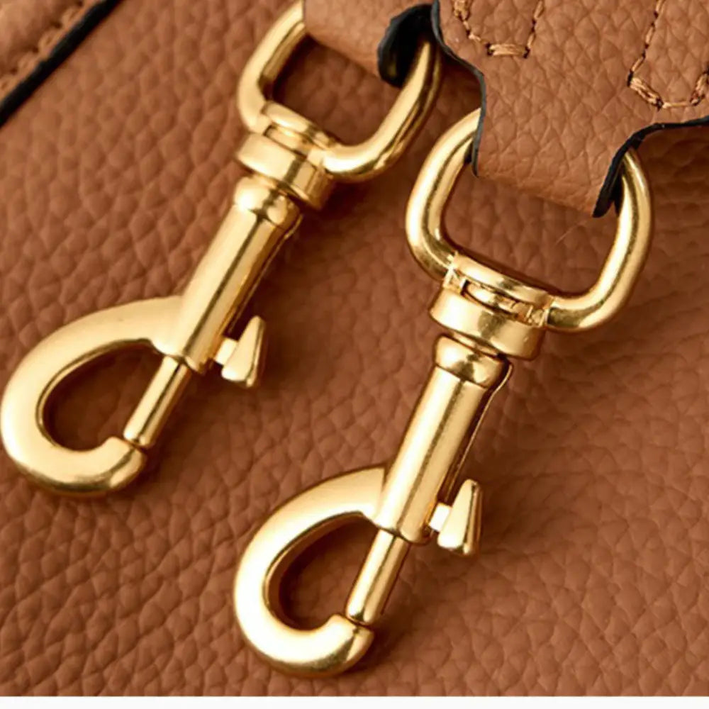 Clips métalliques en or pour sac à main bandoulière en cuir élégante