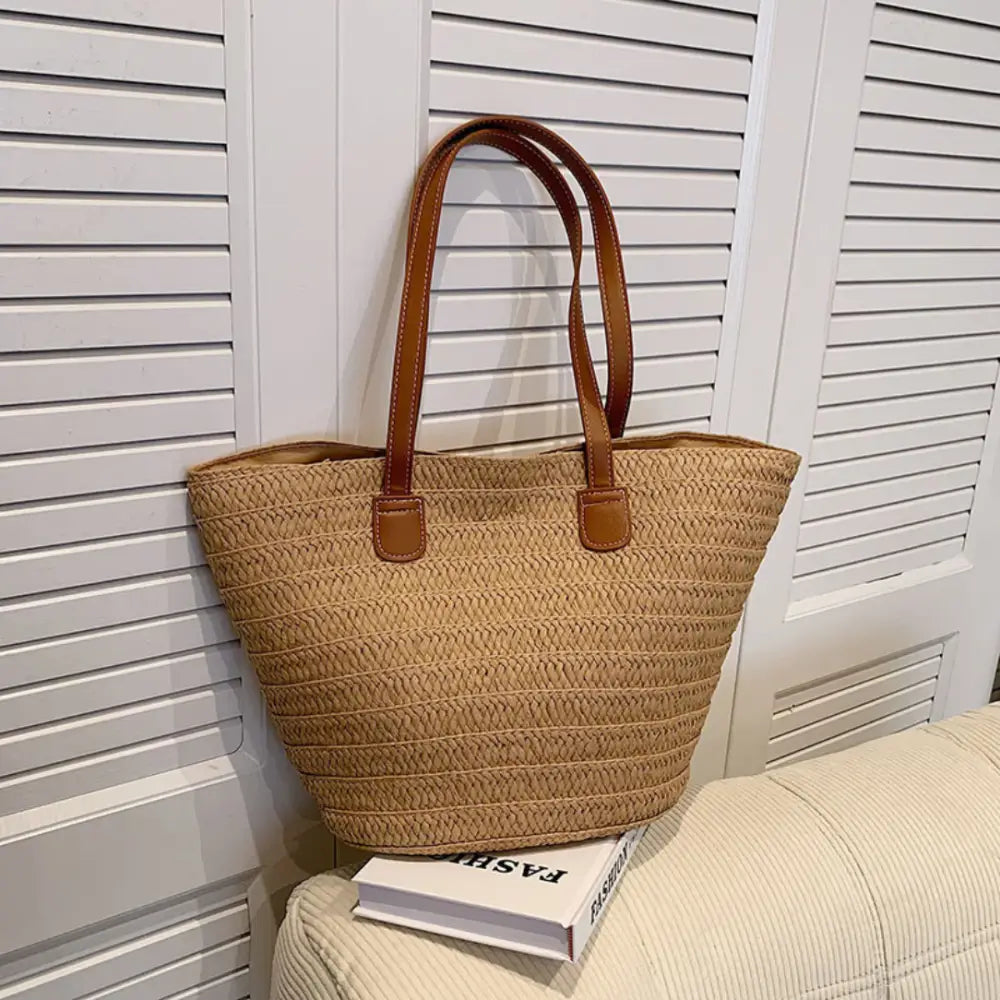 Sac à main en paille Serena avec poignées en cuir marron et tressage naturel