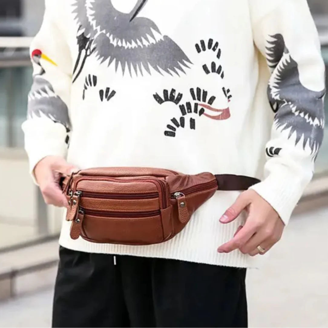 Alt text : Sac banane XL cuir en cuir brun pour homme et femme Titan