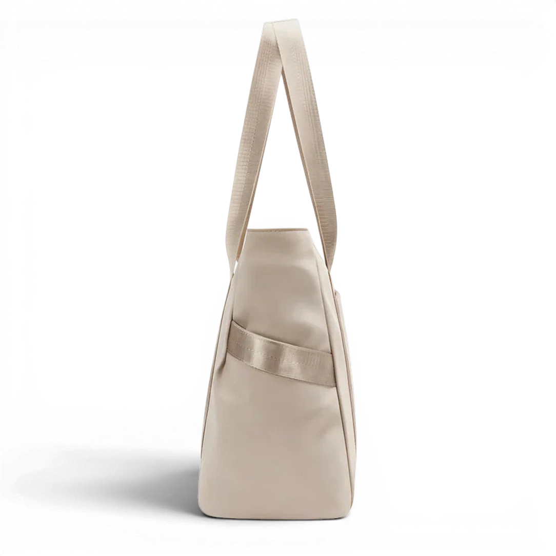 Beige sac de cour étudiante myriade avec sangles assorties et ruban en satin pour transporter effets personnels