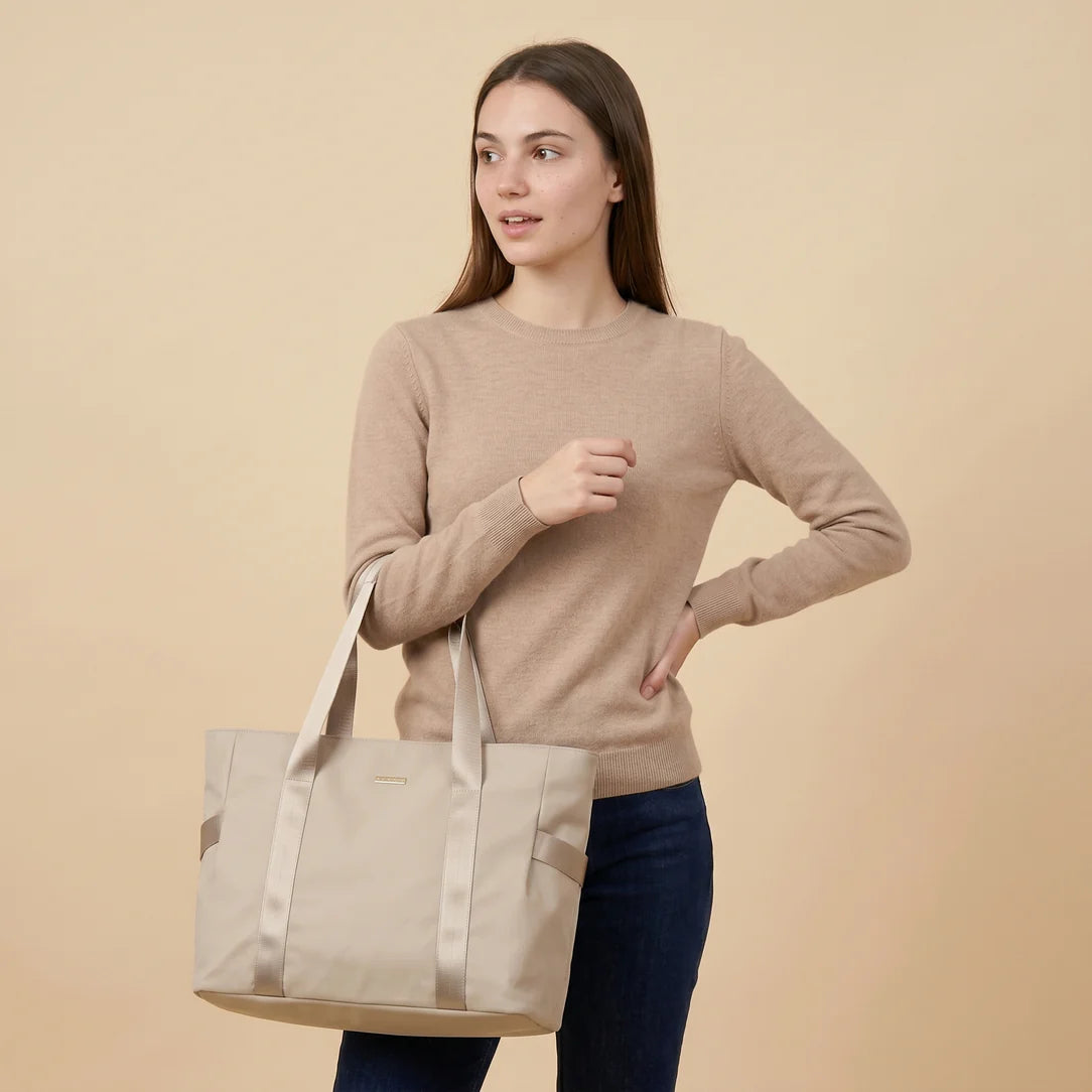 Beige sac de cour étudiante myriade en toile avec poignées renforcées et poches latérales pour effets personnels