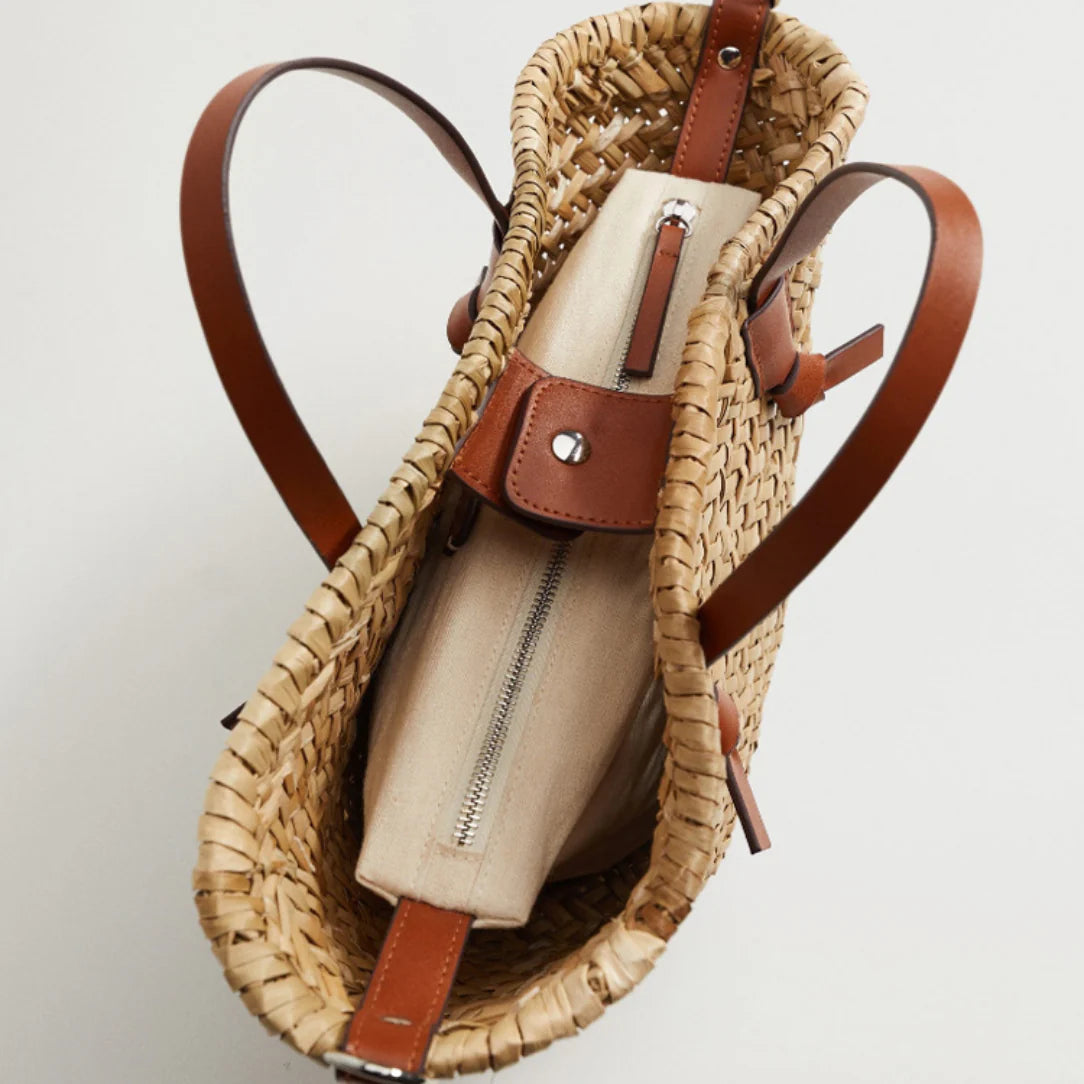 Sac de plage en paille Dunéa avec poignées en cuir pour journées ensoleillées et balades estivales