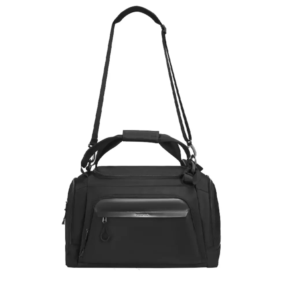 Sac de sport noir avec bandoulière.