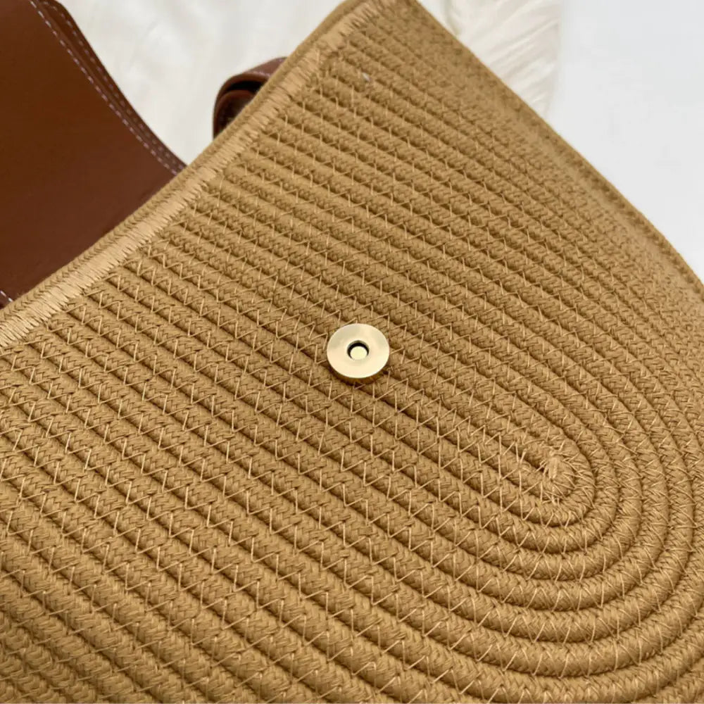 Accessoire sac demi lune de plage Luna avec flap tissé beige et fermeture magnétique