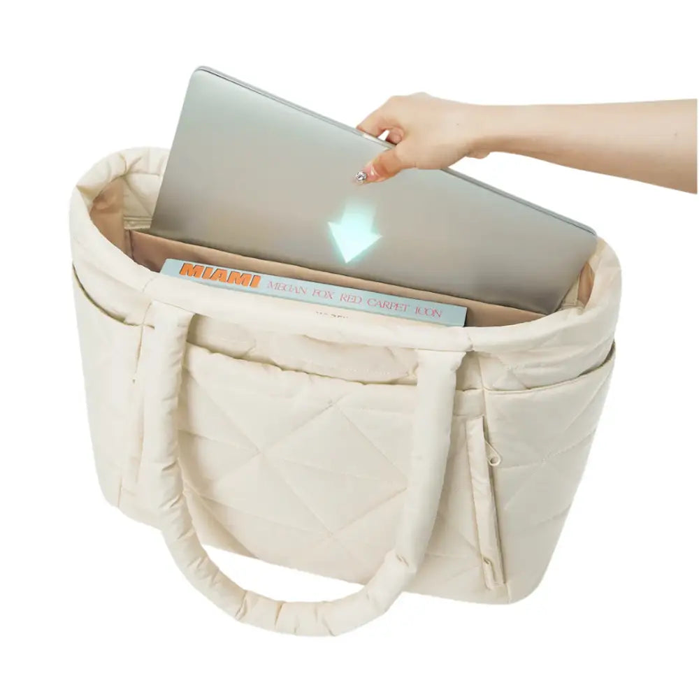 Sac fourre tout chic ClassRoomy en beige matelassé, élégance et praticité au quotidien
