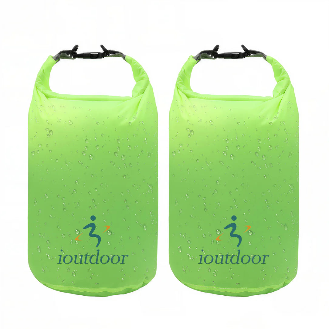 Deux sacs étanches verts pour outdoor pack, résistance à l’eau et grande capacité