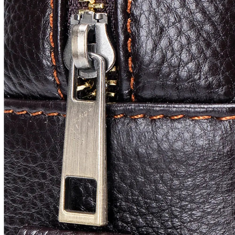 Zipper en cuir premium sur le Grand sac à bandoulière cuir Ovyn