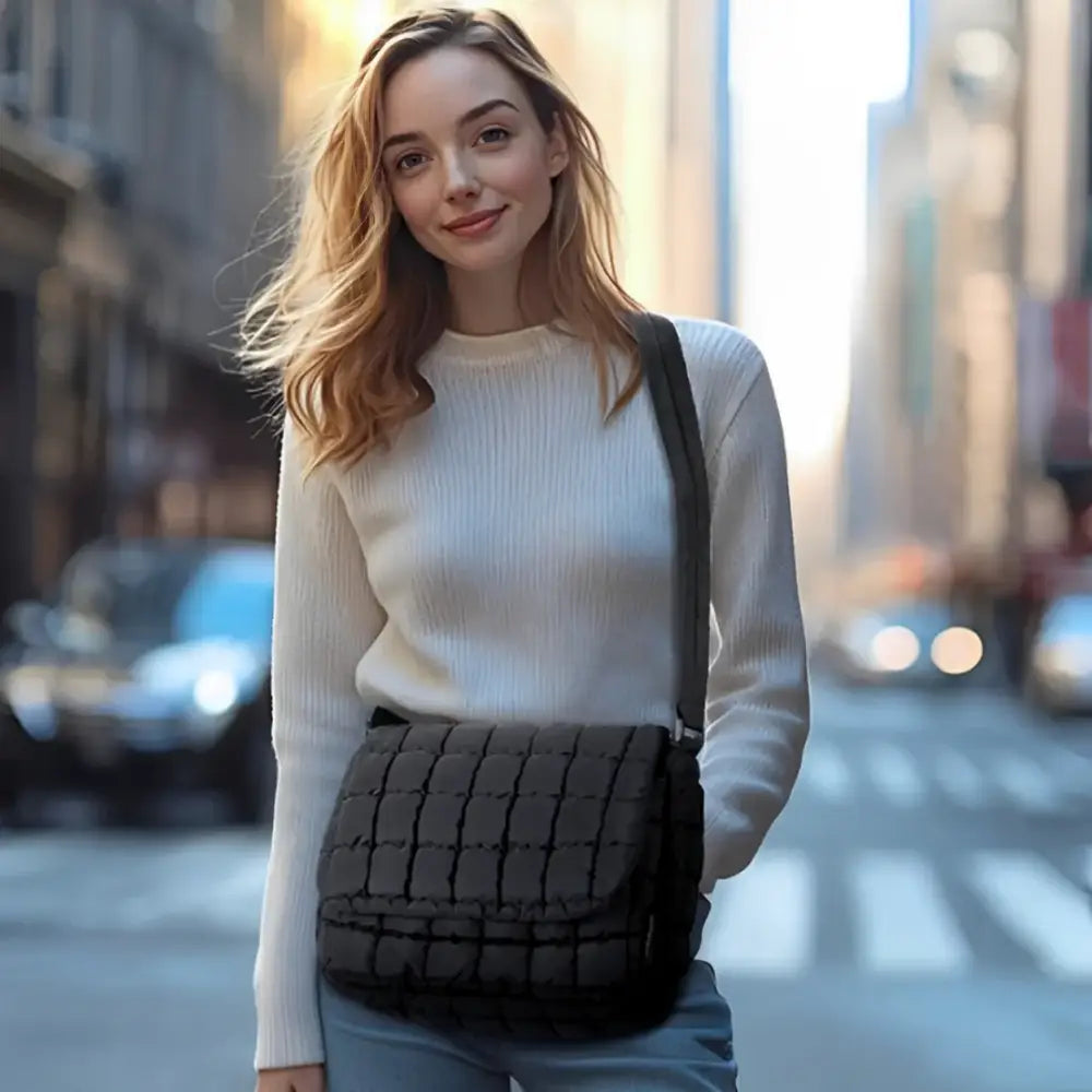Sacoche messager noire en quilting pour femme Grand Sac à Bandoulière Volina