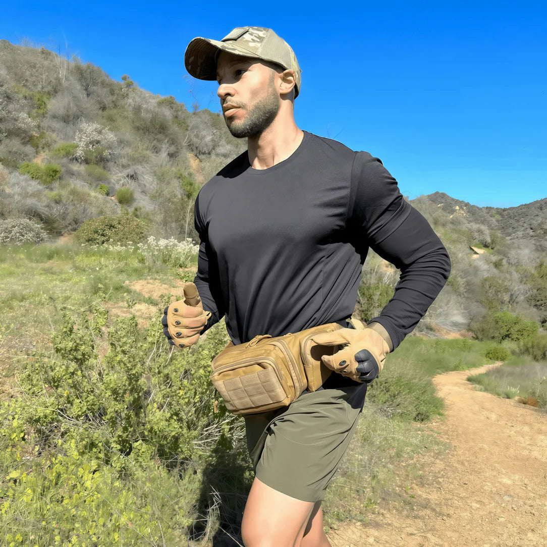 Sac banane tactical en tan, idéal pour la randonnée et les activités extérieures