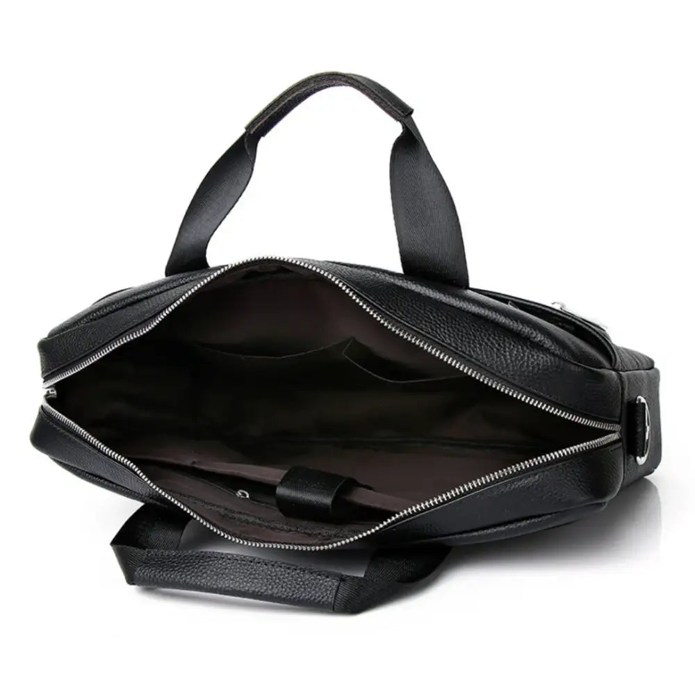 Porte-documents ouvert en cuir noir.