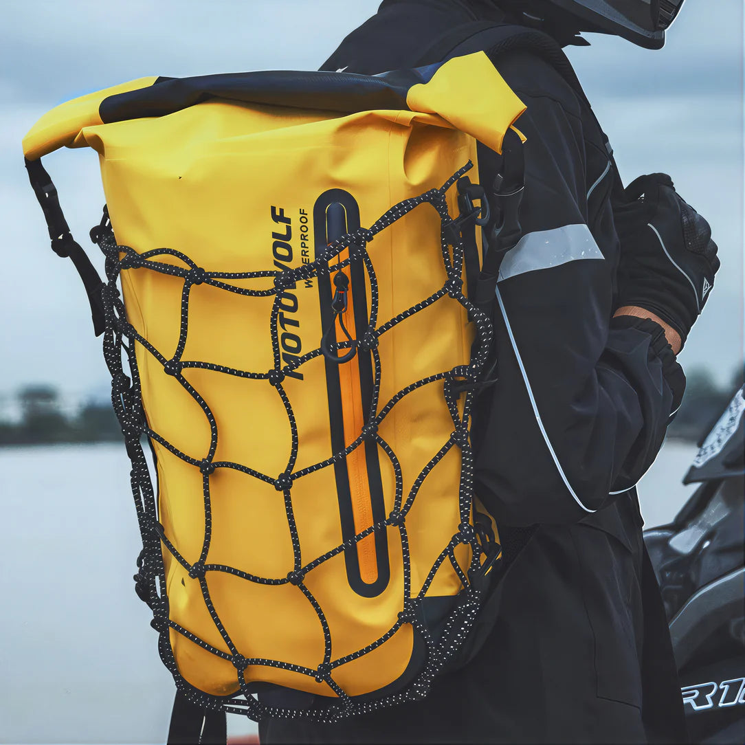 Sac à dos étanche MotoWolf 30L roll top jaune avec filet noir pour moto