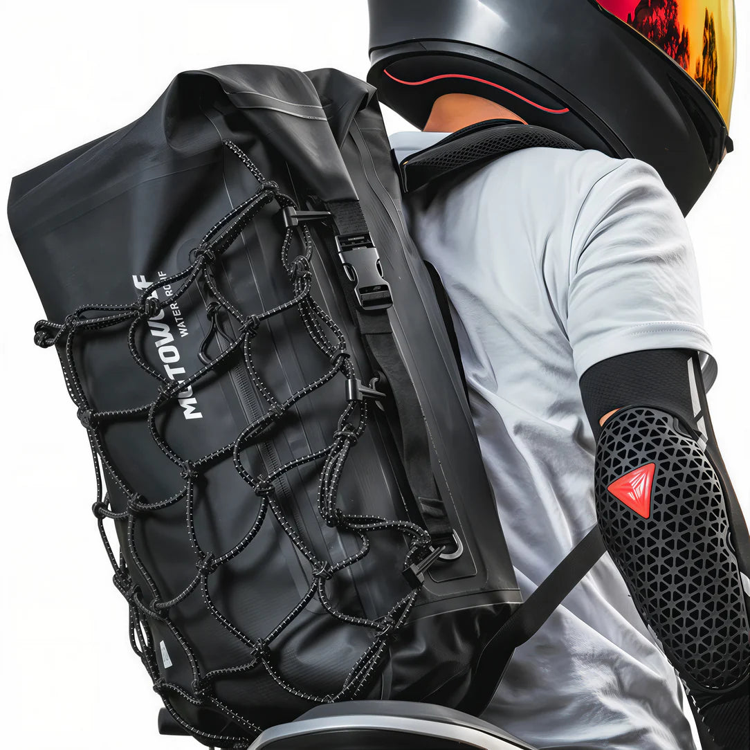 Sac à dos étanche pour moto MotoWolf 30L en matériau waterproof avec fermeture roll top