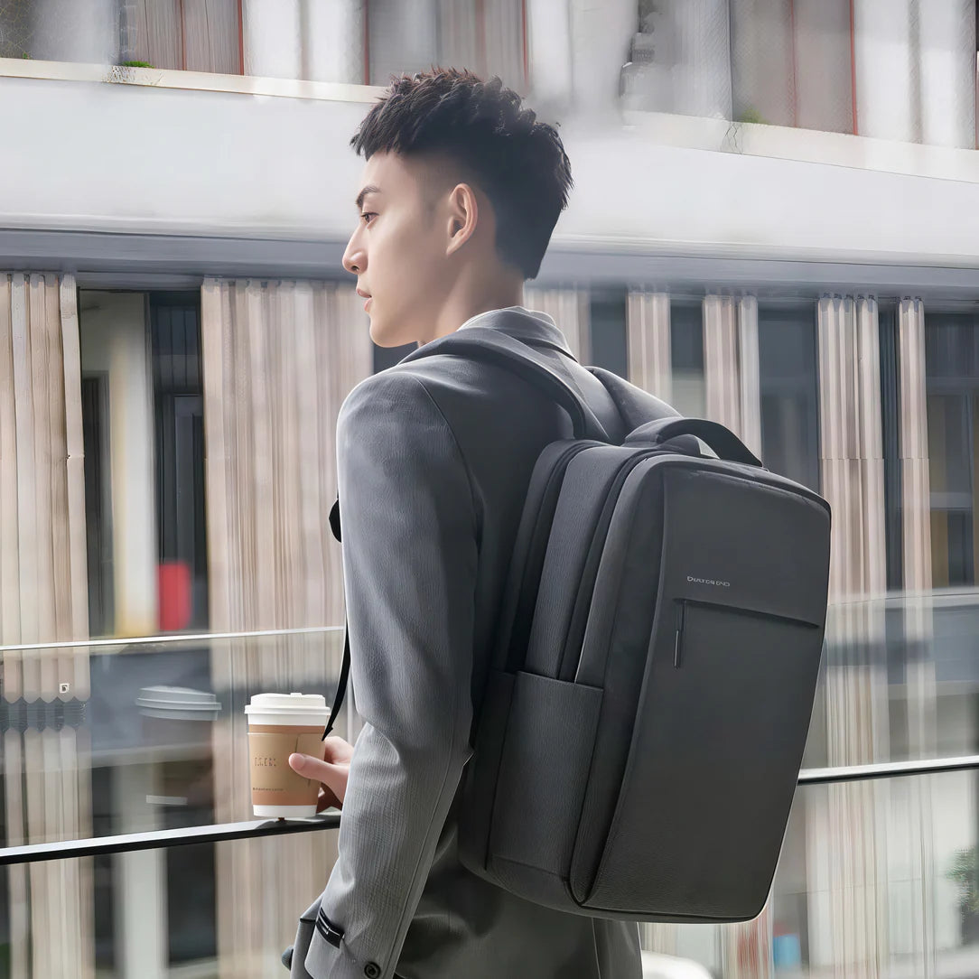 Sac à dos étudiant ordinateur Logedia One avec poches en gris fonctionnel