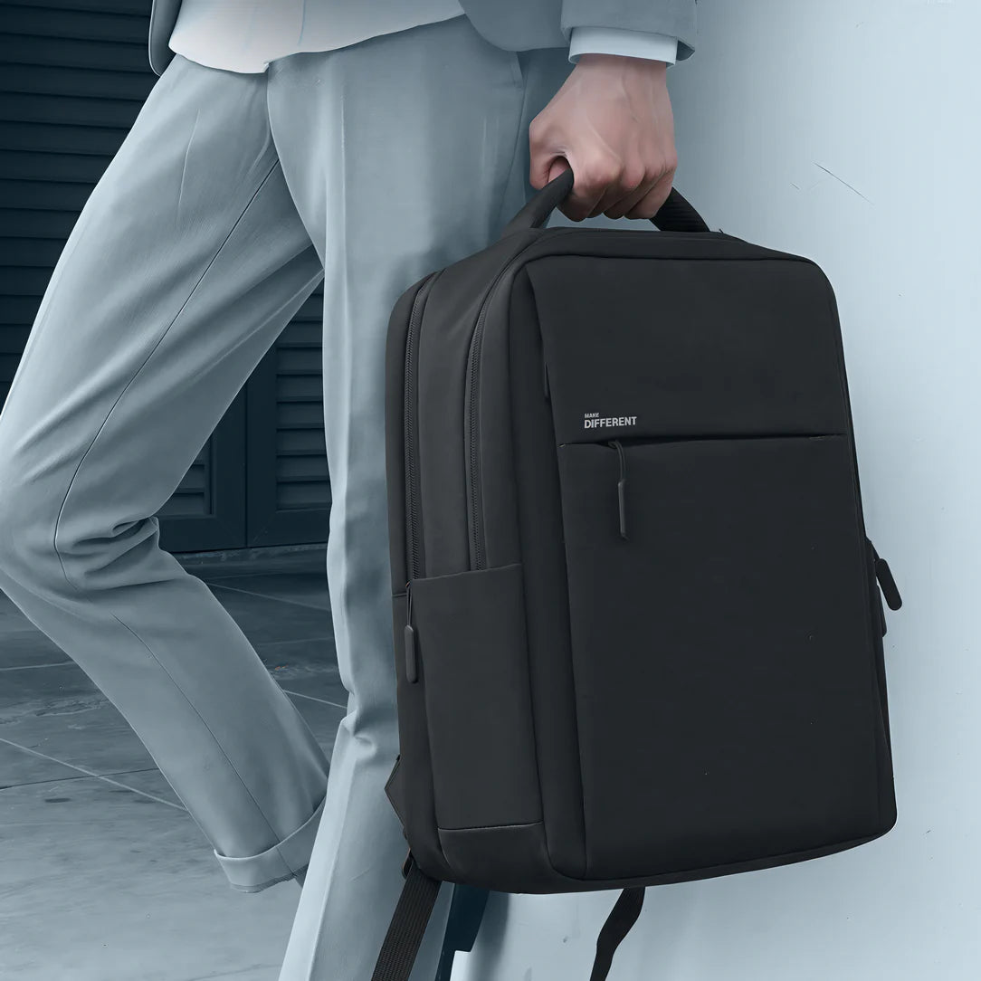 Sac à dos étudiant ordinateur Logedia One noir minimaliste pour ordinateur logedia