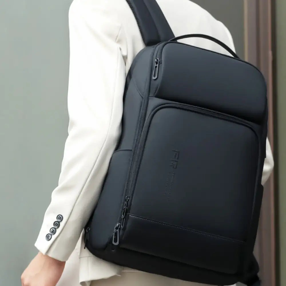 Sac à dos homme travail imperméable RainProof avec plusieurs compartiments noirs