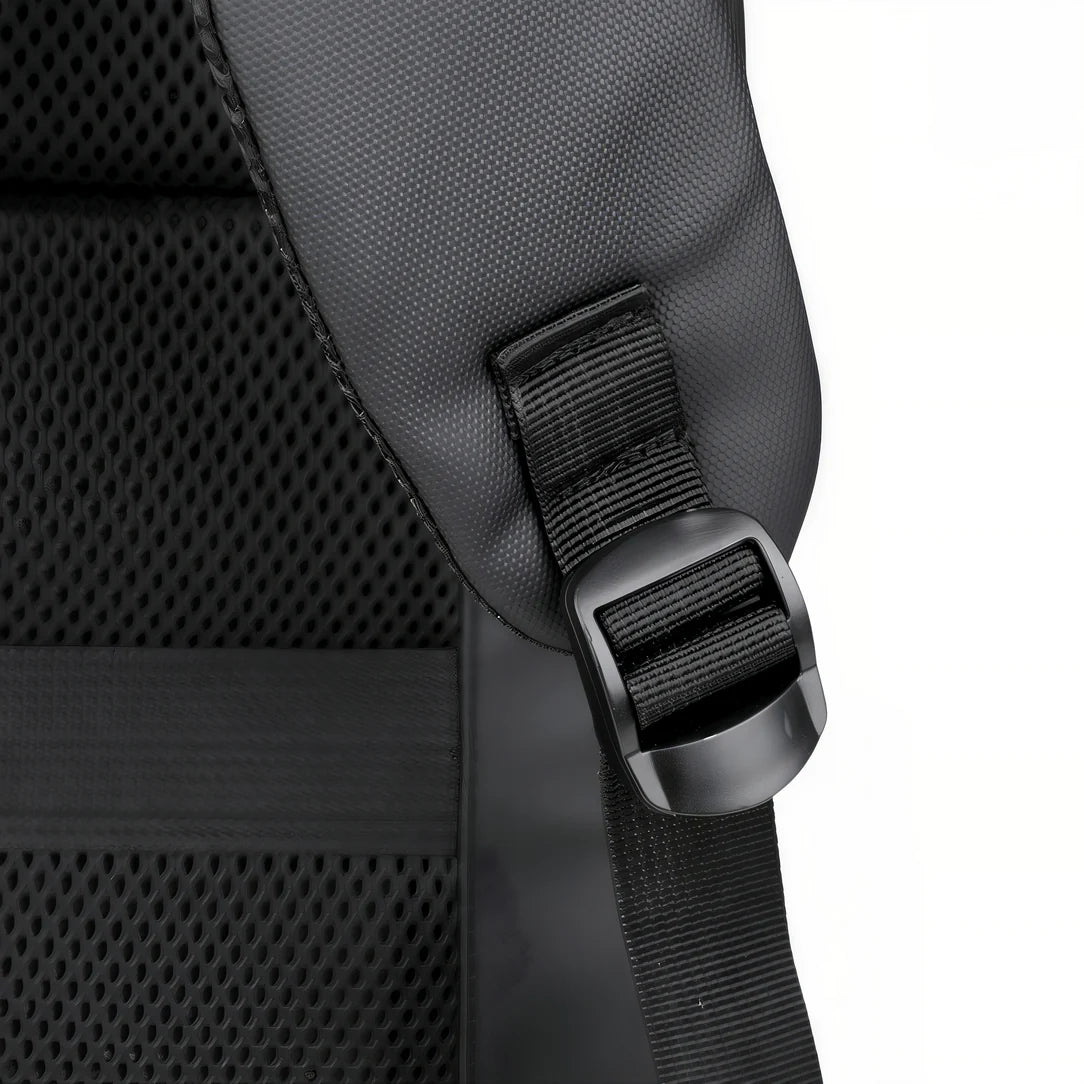 Sangle et boucle de sac à dos moderne pour ordinateur Straton