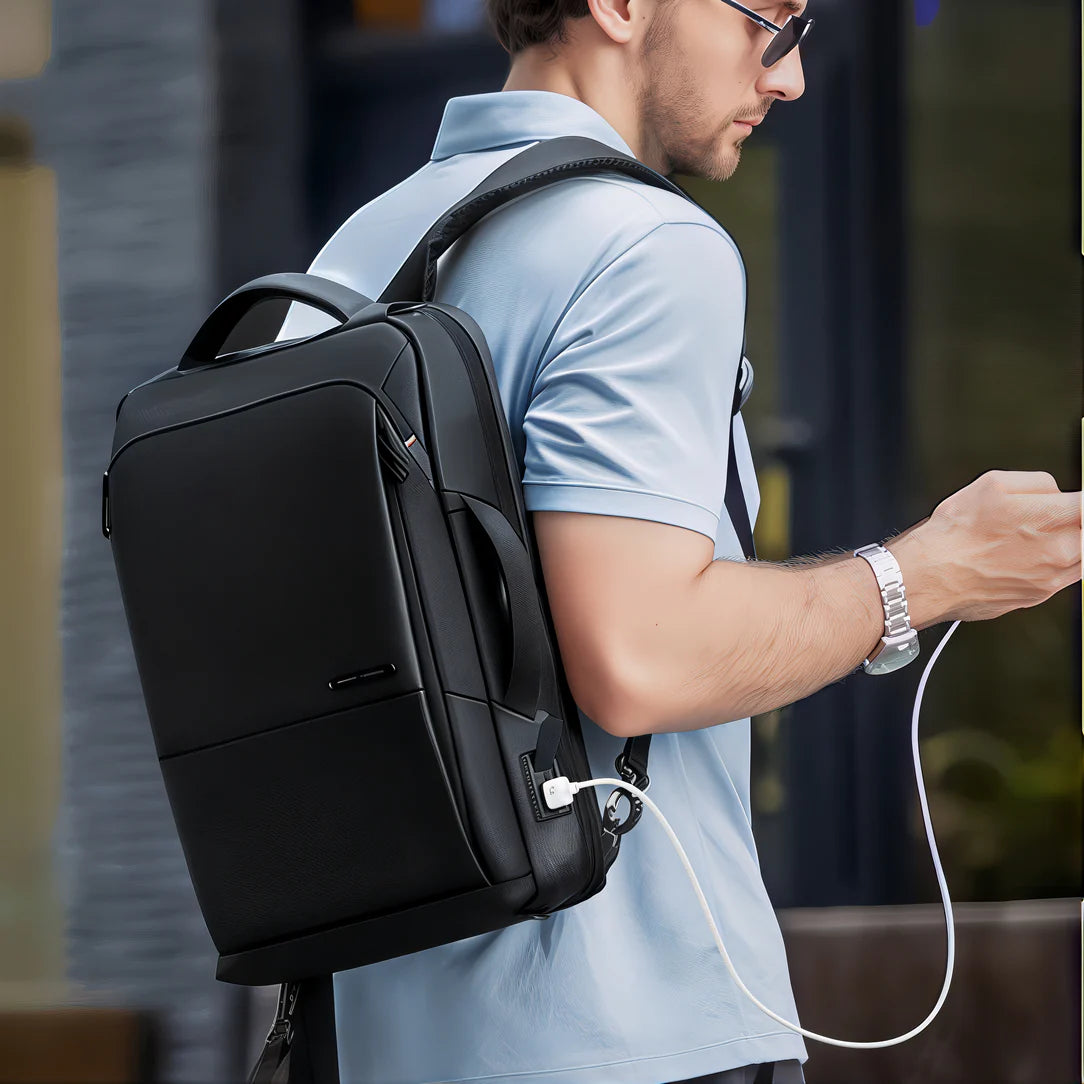 Sac à dos ordinateur de travail Rydetrack I avec port USB et design moderne