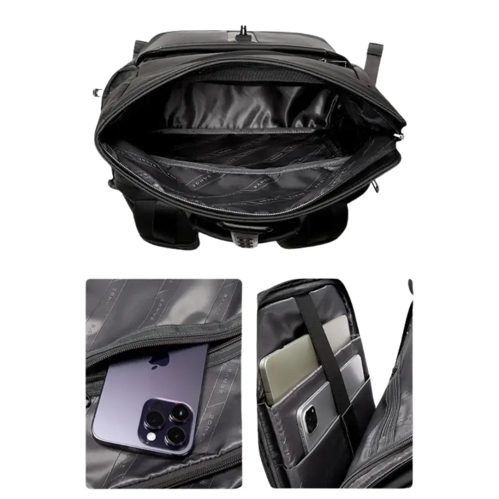 Sac à dos noir ouvert avec poches intérieures.