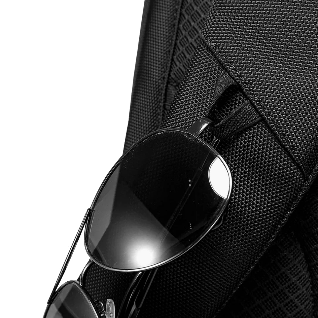 Lunettes de soleil aviateur noires dotées d’un design élégant pour Sac à dos ordinateur homme 17 pouces Titan