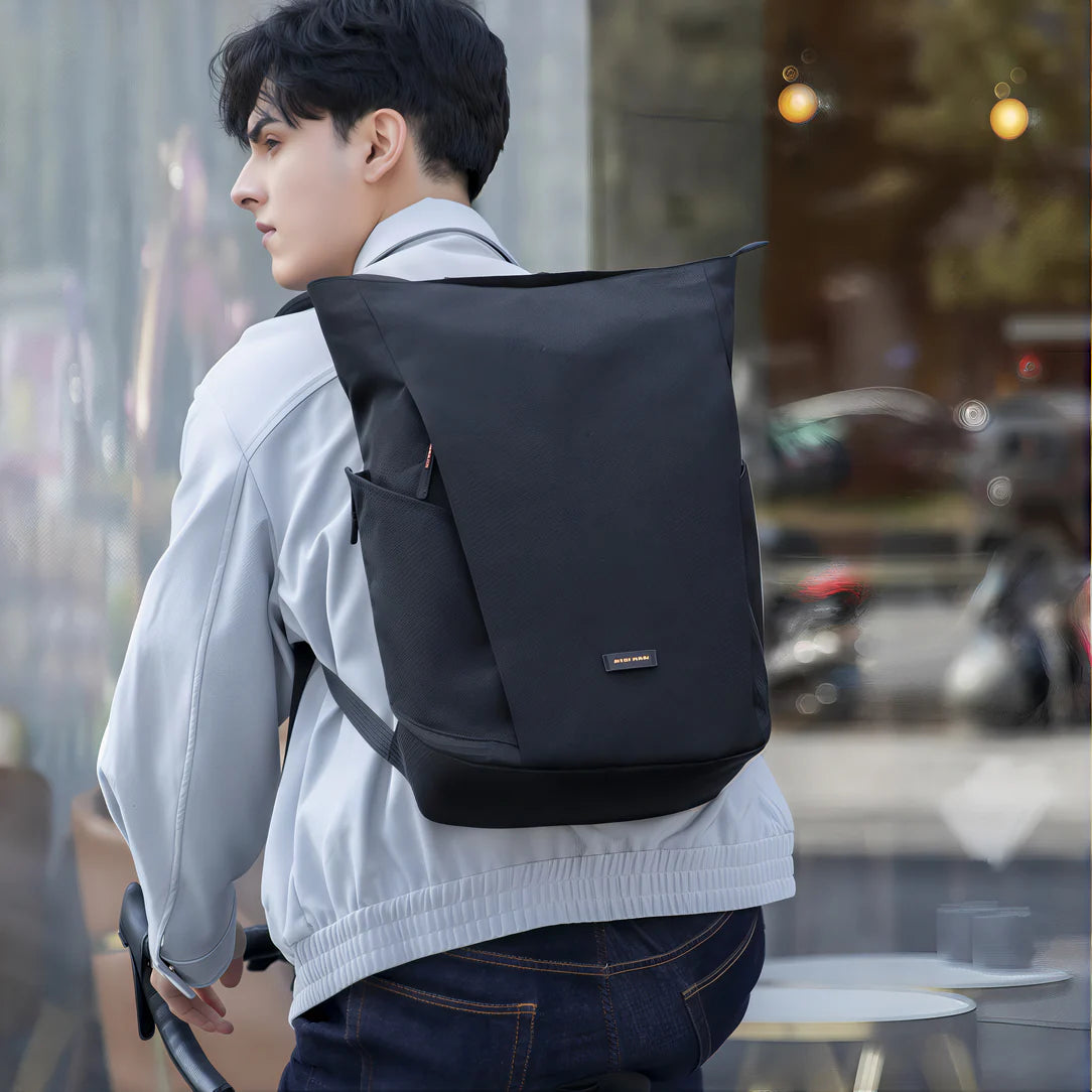 Sac à dos ordinateur homme tendance en cuir noir avec roulettes JetTech