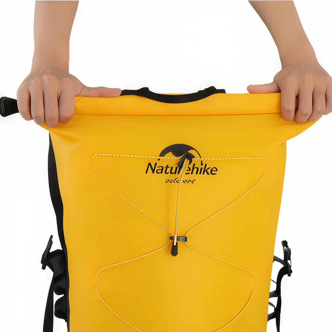 Sac à dos randonnée étanche IPX6 TPU jaune pour outdoor et activités aquatiques