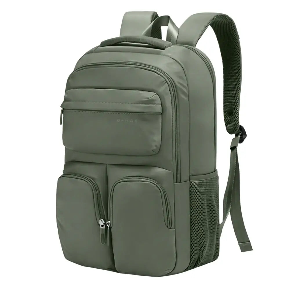 Sac à dos vert olive avec plusieurs poches.