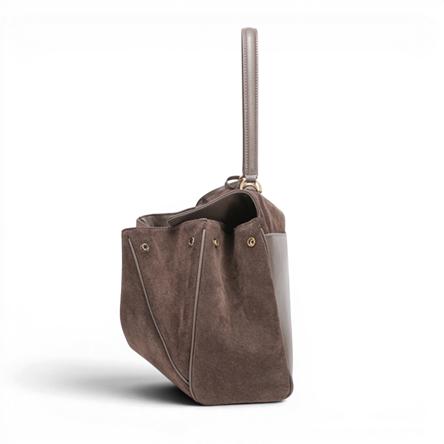 Sac à main cours capucine en daim souple taupe avec panneau latéral gris clair et ferrures dorées