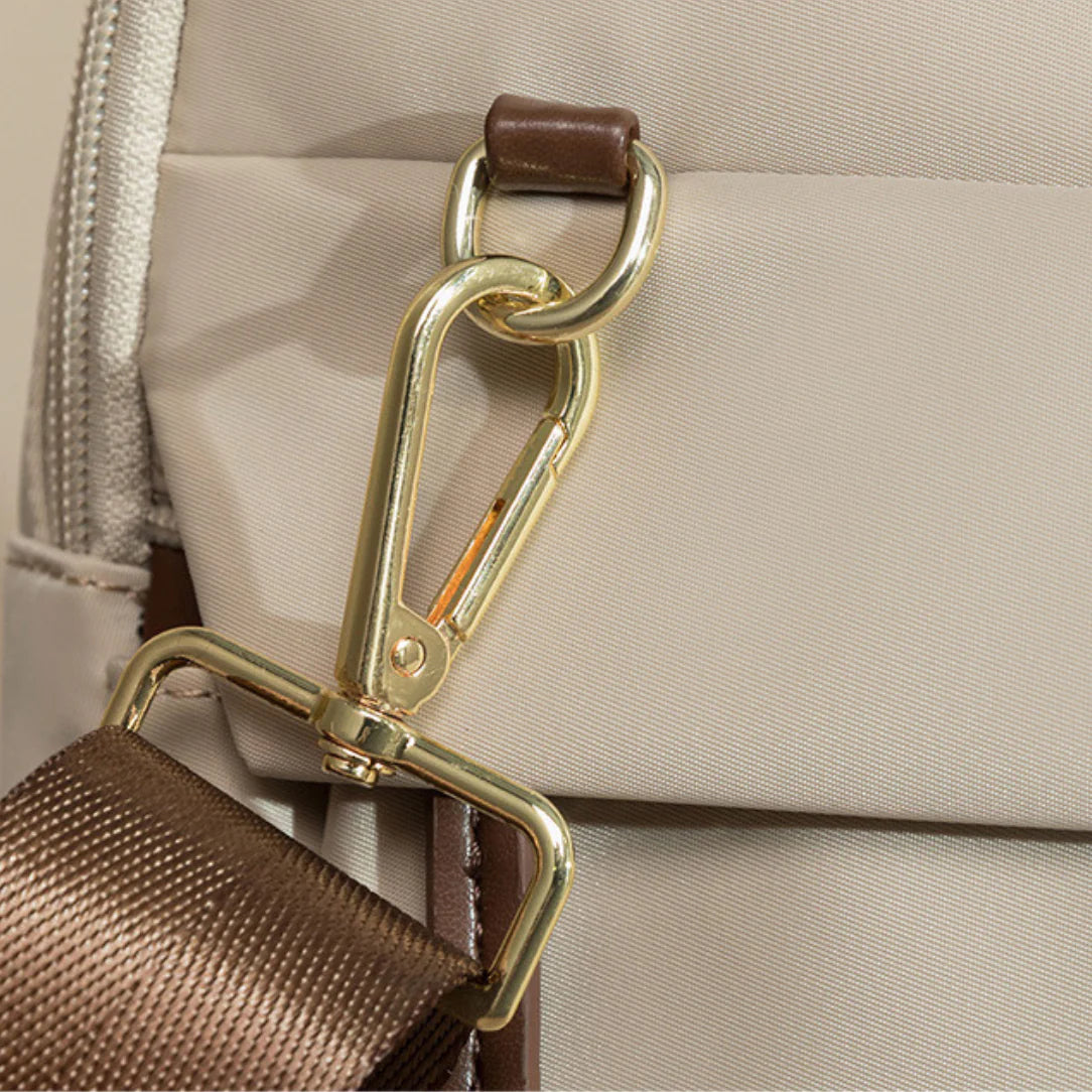 Finitions cuir or pour sac à main ordinateur élégant femme Orbyte avec hardware doré