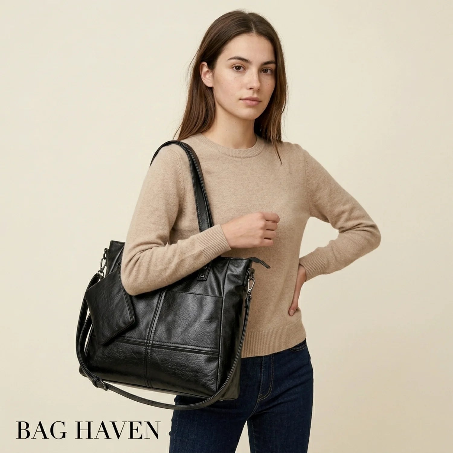 Sac à main verni cours montaigne en cuir noir avec design structuré et bandoulière ajustable modèle spacieux