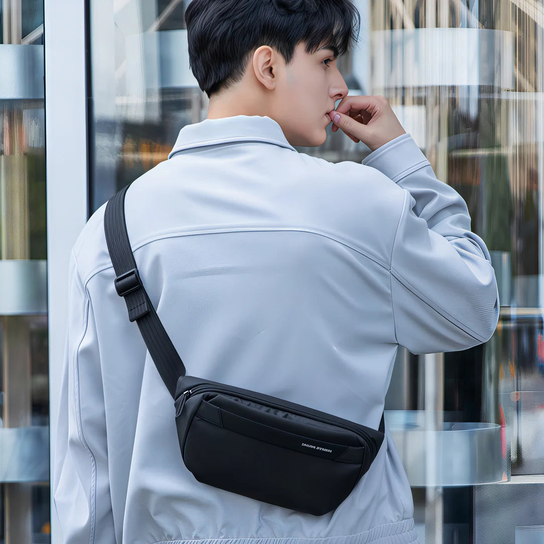 Sac banane de ville RydenTown pour déplacements urbains avec un black crossbody bag