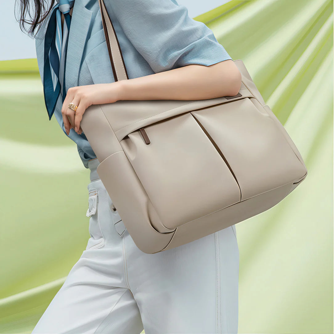 Sac cabas multipoches Vélina en beige cuir robuste pour femme élégante