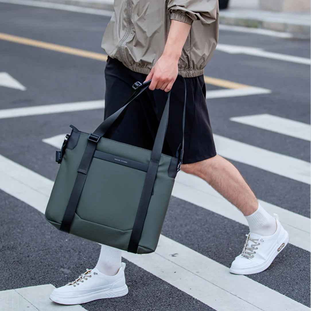 Sac de cours homme Gradus en vert olive avec bandoulière noire pour cours homme