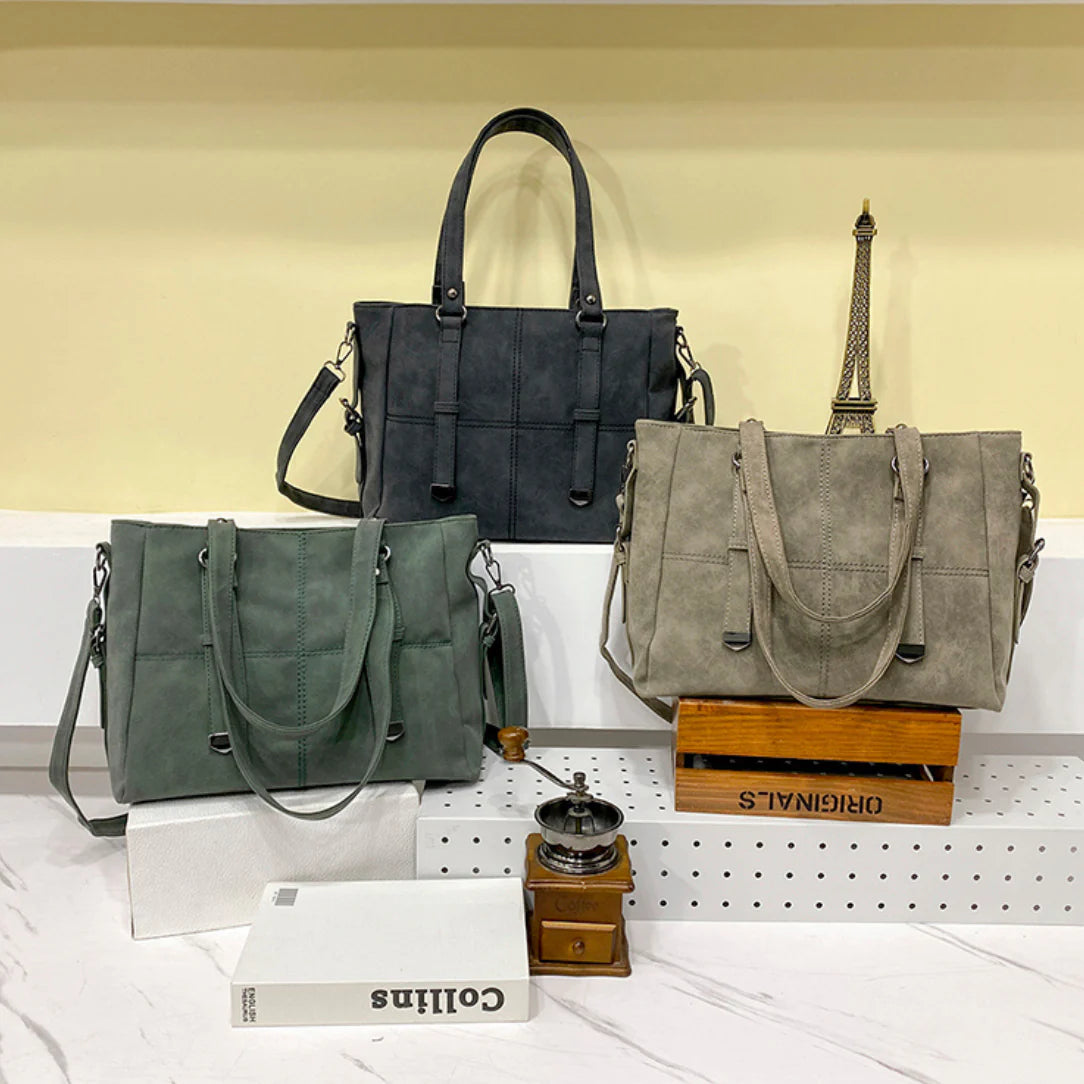 Trois sacs en daim vintage Mirado pour cours vintage élégants et tendance