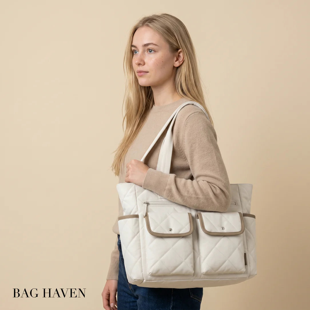 Sac fourre tout pour les cours tilda beige crème matelassé avec poches avant et format spacieux pour rythmes scolaires